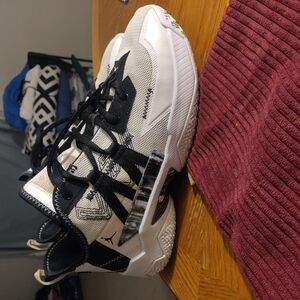 Jordan Black and White Athletic Shoes Modern Design